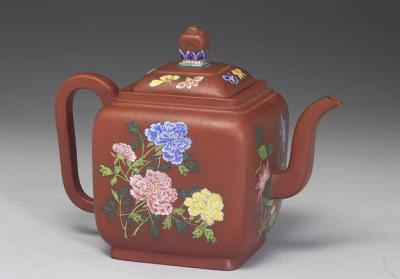 图片[2]-Yixing square teapot with flowers of the four seasons in painted enamels, Qing dynasty, Kangxi reign (1662-1722)-China Archive